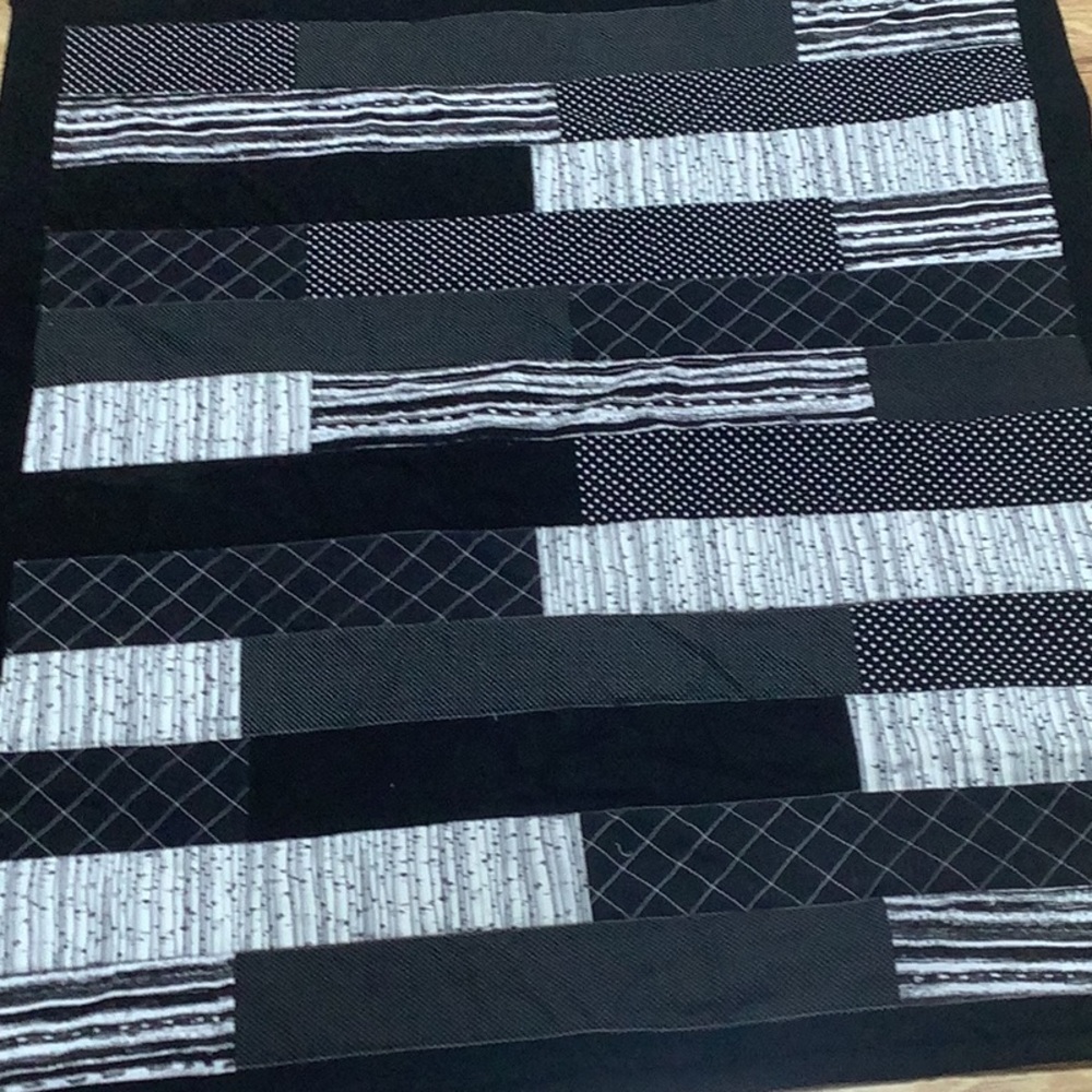 31 x 41. 1/2 thro quilt.